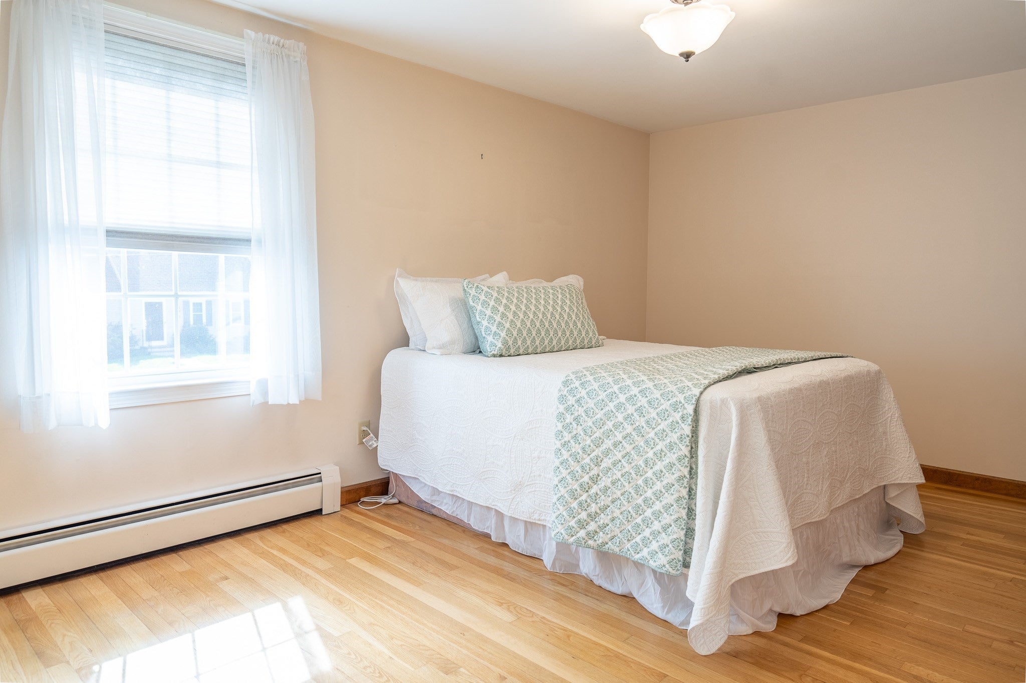2 Mohegan Ln, Yarmouth, MA Photo #15