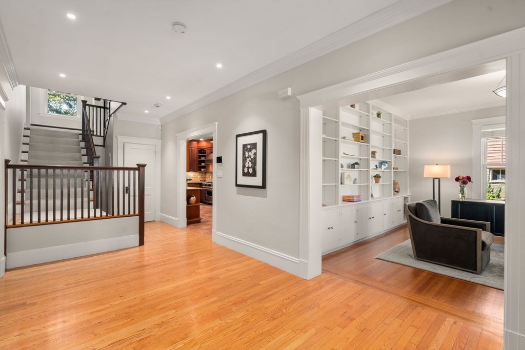 66 Summit Ave
