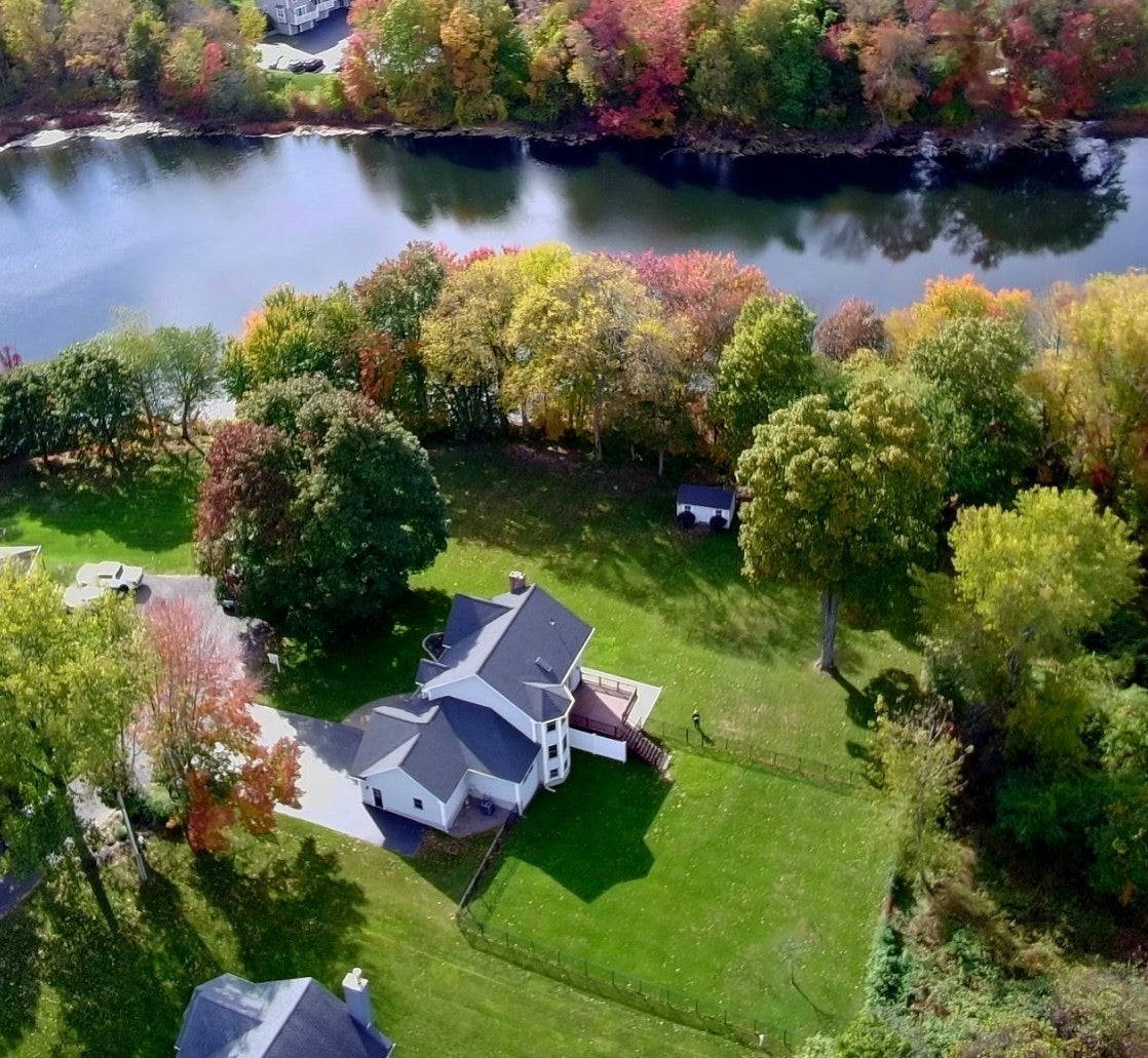 8 Anderson Ln