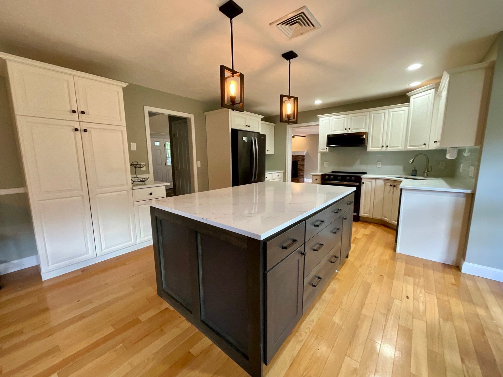 8 Anderson Ln, Grafton, MA, 8 Anderson Ln, Grafton, MA Photo #7