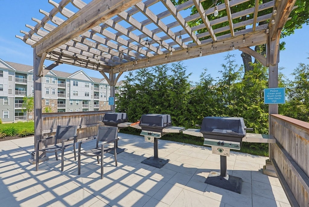 4311 Peters Farm Way 311