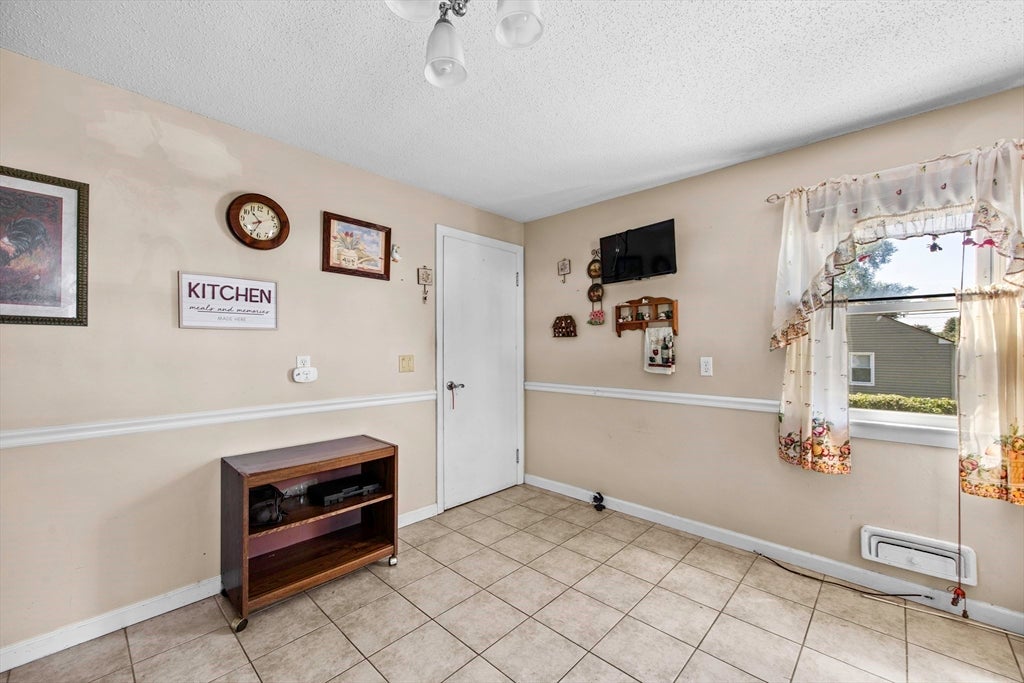 133 Denwall Dr, Springfield, MA, 133 Denwall Dr, Springfield, MA Photo #8