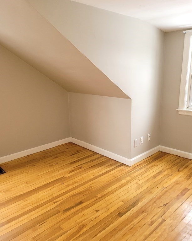 Framingham, Massachusetts 01702, United States, 2 Bedrooms Bedrooms, ,1 BathroomBathrooms,Residential,Active,224199