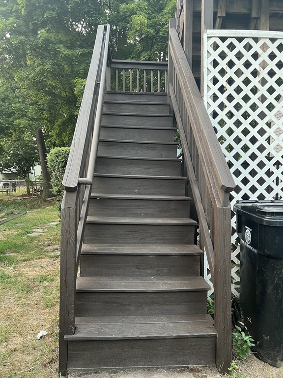 Framingham, Massachusetts 01702, United States, 2 Bedrooms Bedrooms, ,1 BathroomBathrooms,Residential,Active,224199