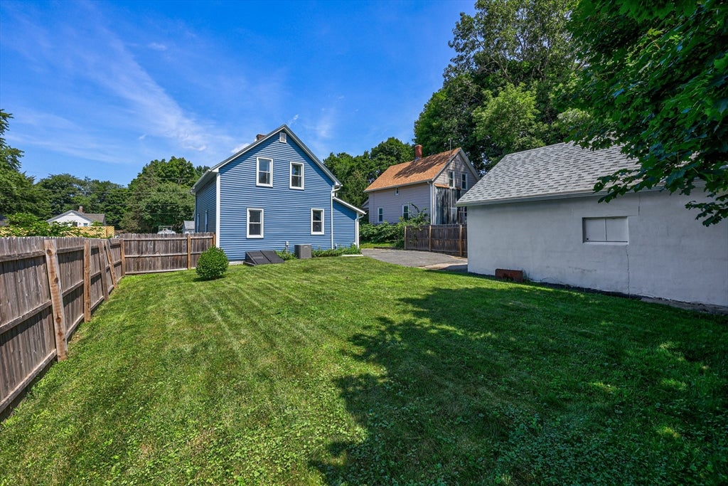 17 Temple St, Palmer, MA, 17 Temple St, Palmer, MA Photo #5