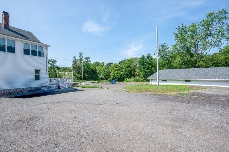 25 East St, Grafton, MA, 25 East St, Grafton, MA Photo #9