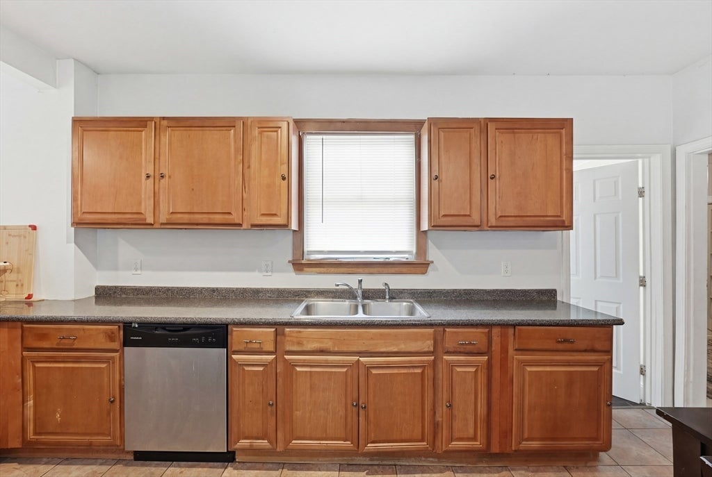 25 East St, Grafton, MA, 25 East St, Grafton, MA Photo #22