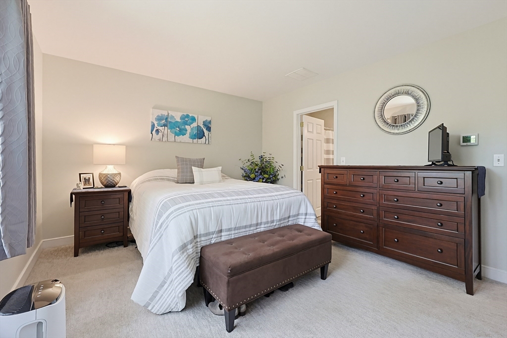 204 Laurelwood Dr #204, Hopedale, MA Photo #22