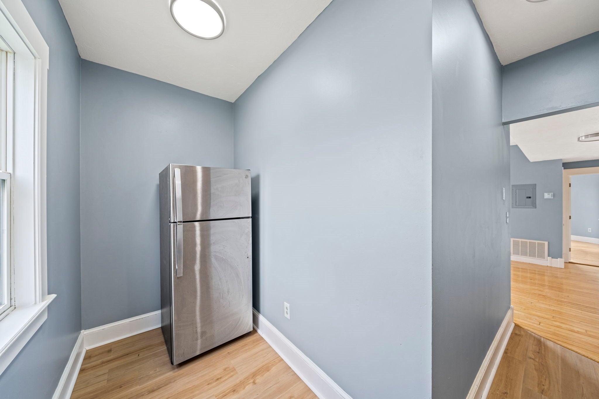 105 Nilsson St, Brockton, MA, 105 Nilsson St, Brockton, MA Photo #5