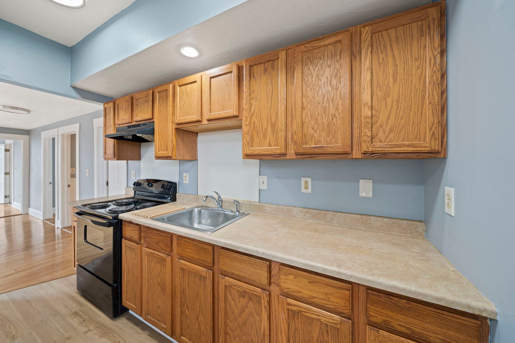 105 Nilsson St, Brockton, MA, 105 Nilsson St, Brockton, MA Photo #4