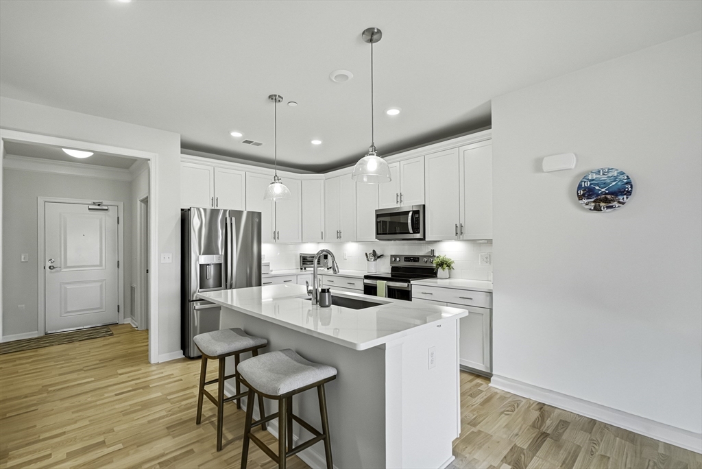 6305 Peters Farm Way 6305