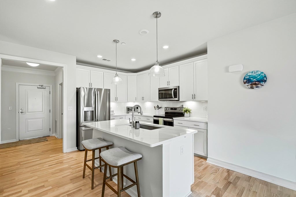 6305 Peters Farm Way 6305