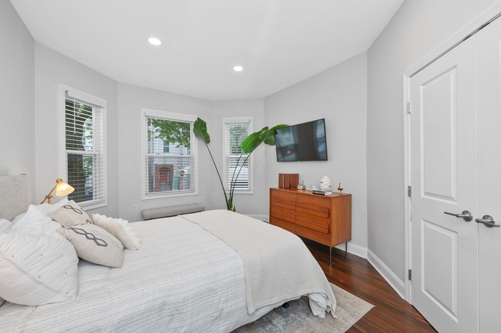 459 Meridian St 1