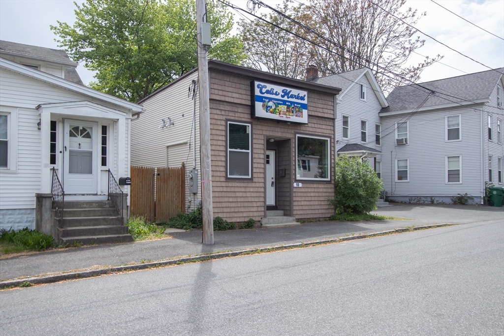 10 Taylor St