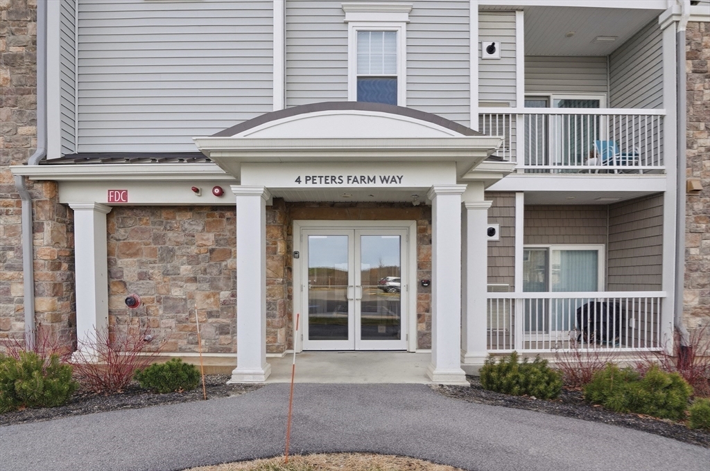 4403 Peters Farm Way 4403