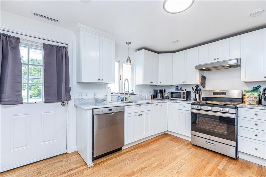 66 Hamilton St 3