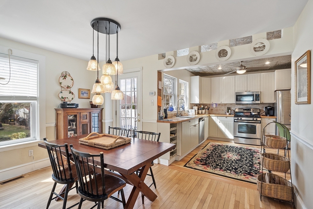 21 Waban St
