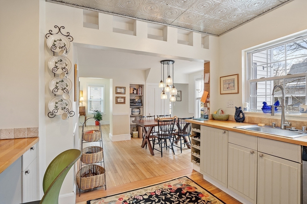 21 Waban St