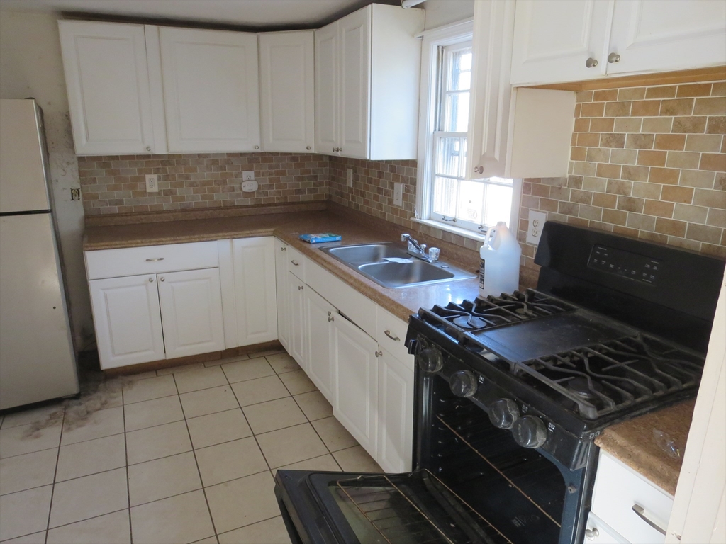 116 N Main St