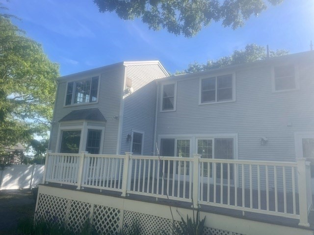 32 Niagara Lane
