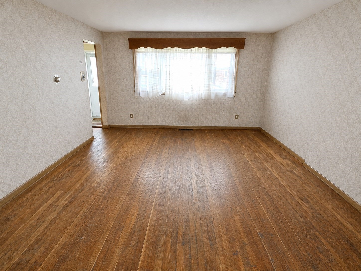 445 E 5th St, Boston MA 02127