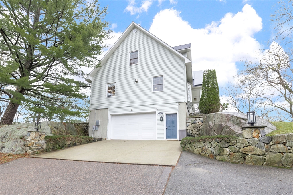19 Hammersmith Dr