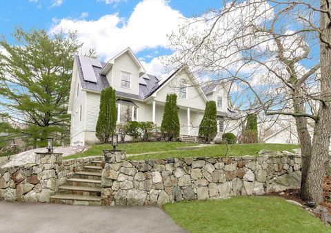 19 Hammersmith Dr Saugus MA 01906
