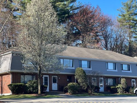 Photo of 98 Farrwood Drive #98, Haverhill, MA 01835 (MLS # 73510083)