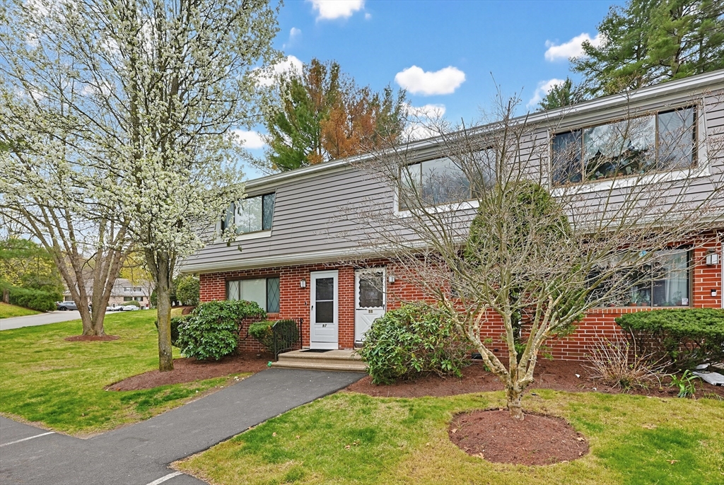 98 Farrwood Drive 98