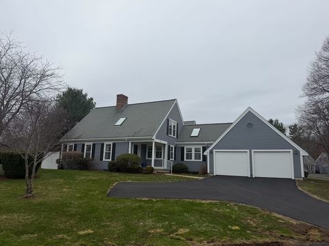 Photo of 26 Mitchell Grant Way #26, Bedford, MA 01730 (MLS # 73495954)
