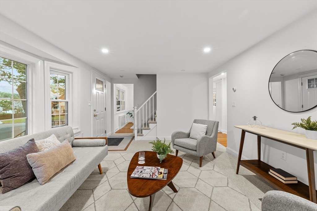 28 Sycamore Rd