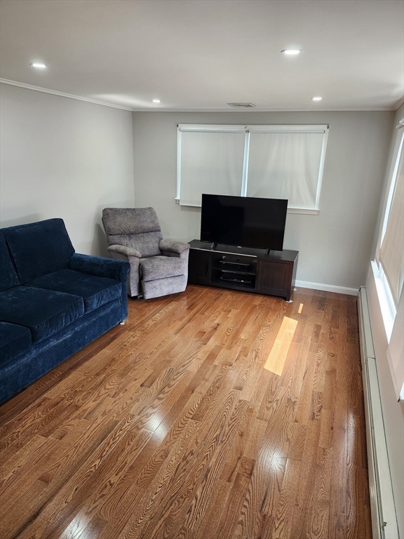 142 Augustus St