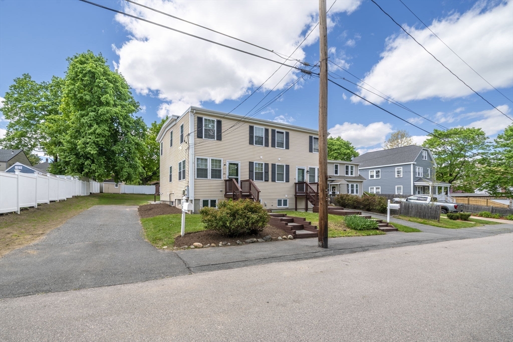 19 Barber St #B, Medway, MA Photo #30