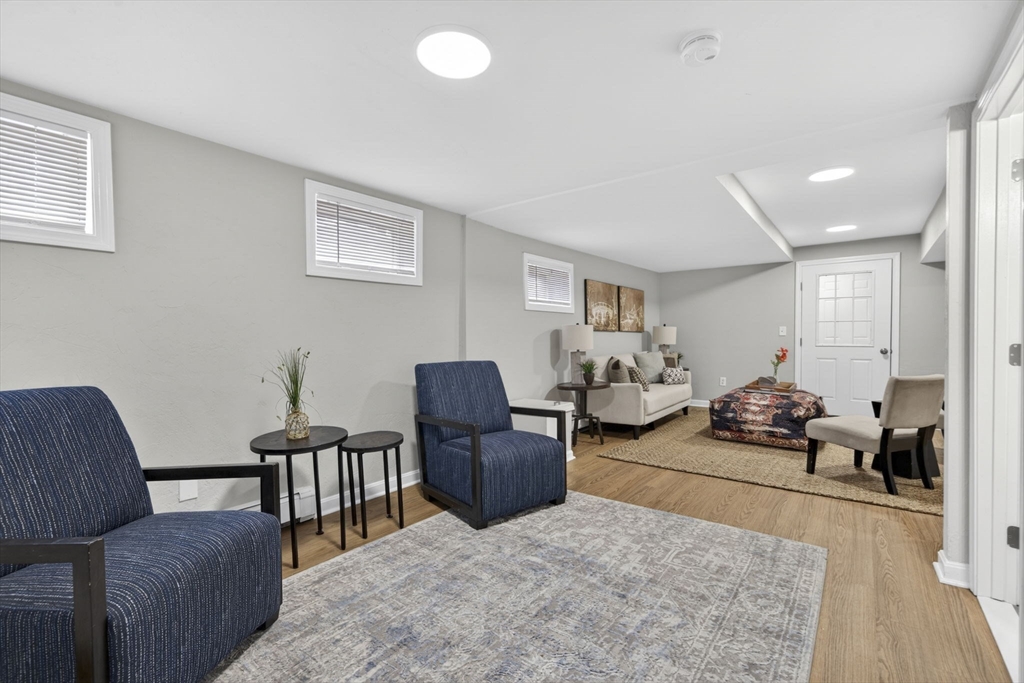 19 Barber St #B, Medway, MA Photo #25