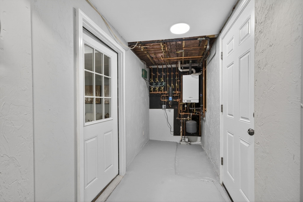 19 Barber St #B, Medway, MA Photo #28