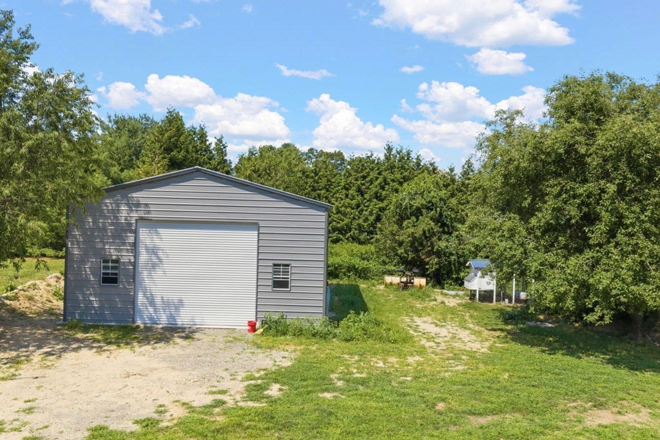 748 Warren Ave, Swansea, MA Photo #4