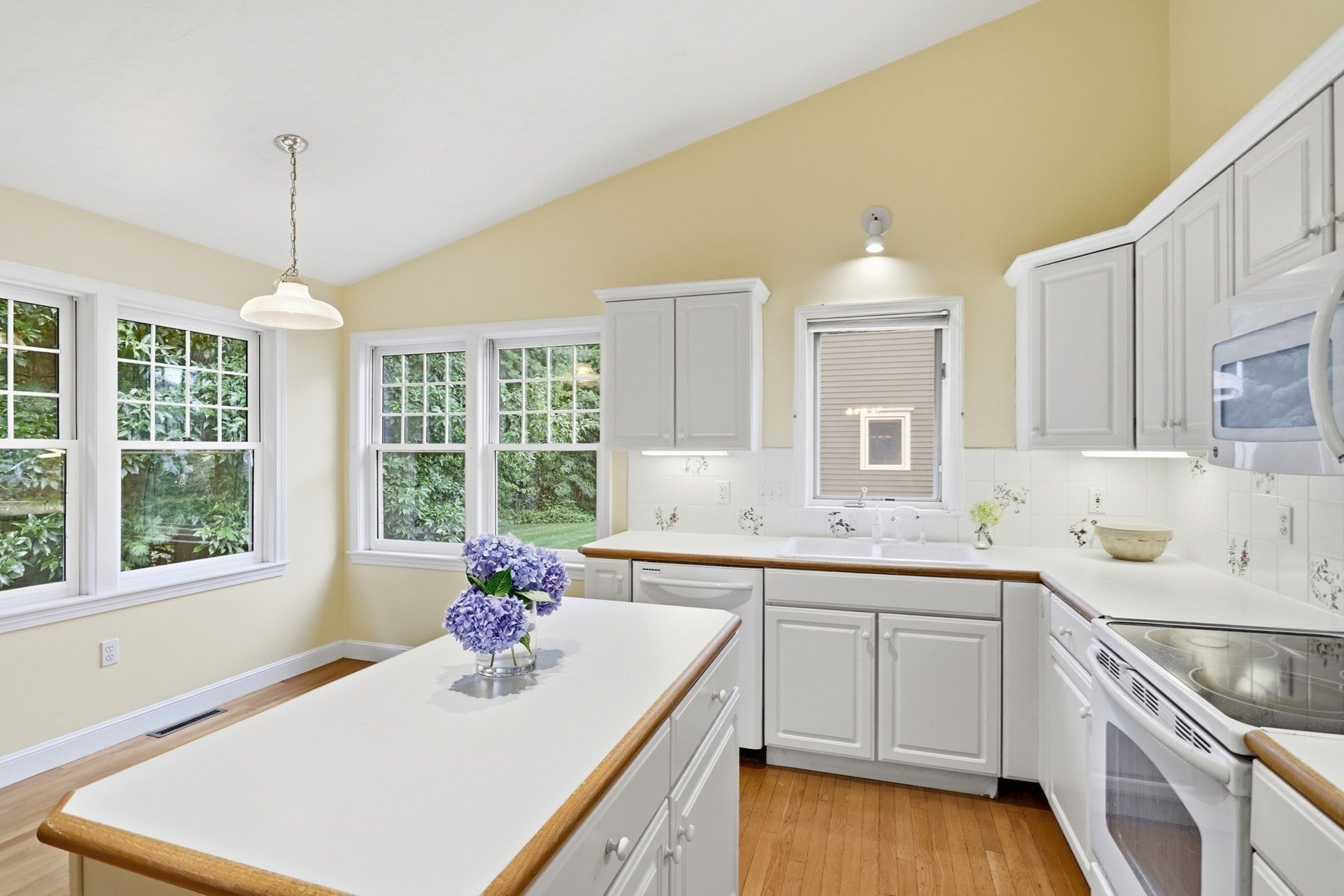 111 Stow Rd #111, Boxborough, MA Photo #5
