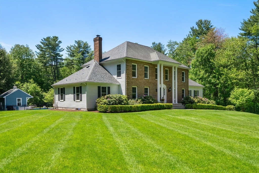 25 Donnelly Dr