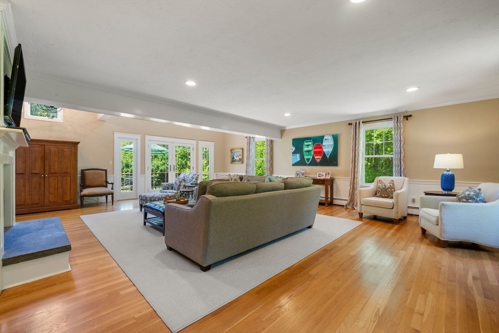 25 Donnelly Dr