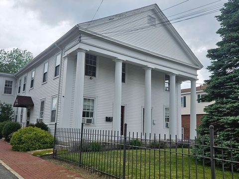 122 Elm St D Millbury MA 01527