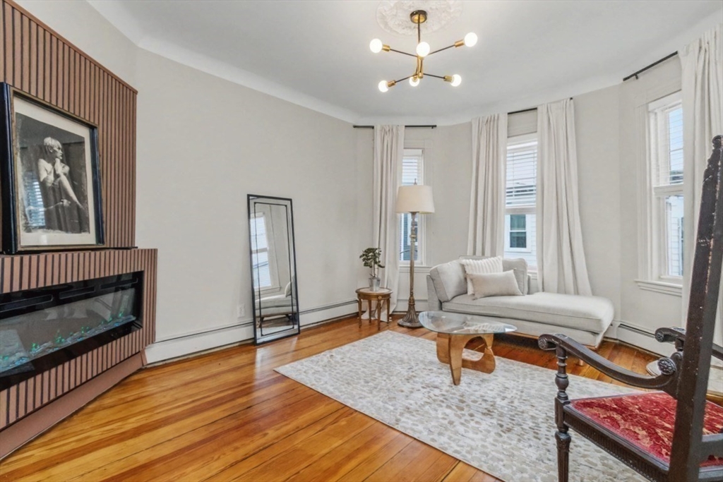 8 Spring Garden St #2, Boston, MA Photo #4