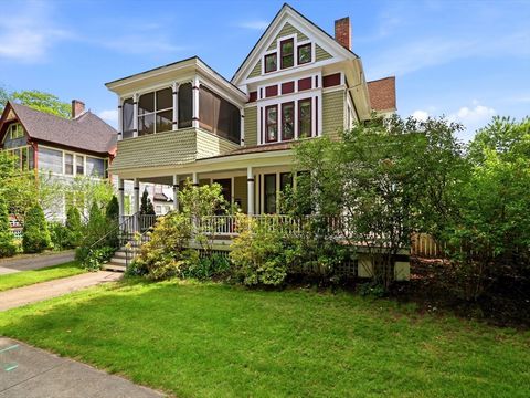 Photo of 151 Bowdoin St, Springfield, MA 01109 (MLS # 73520651)