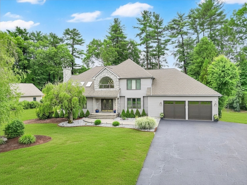 56 Cardinal Ln