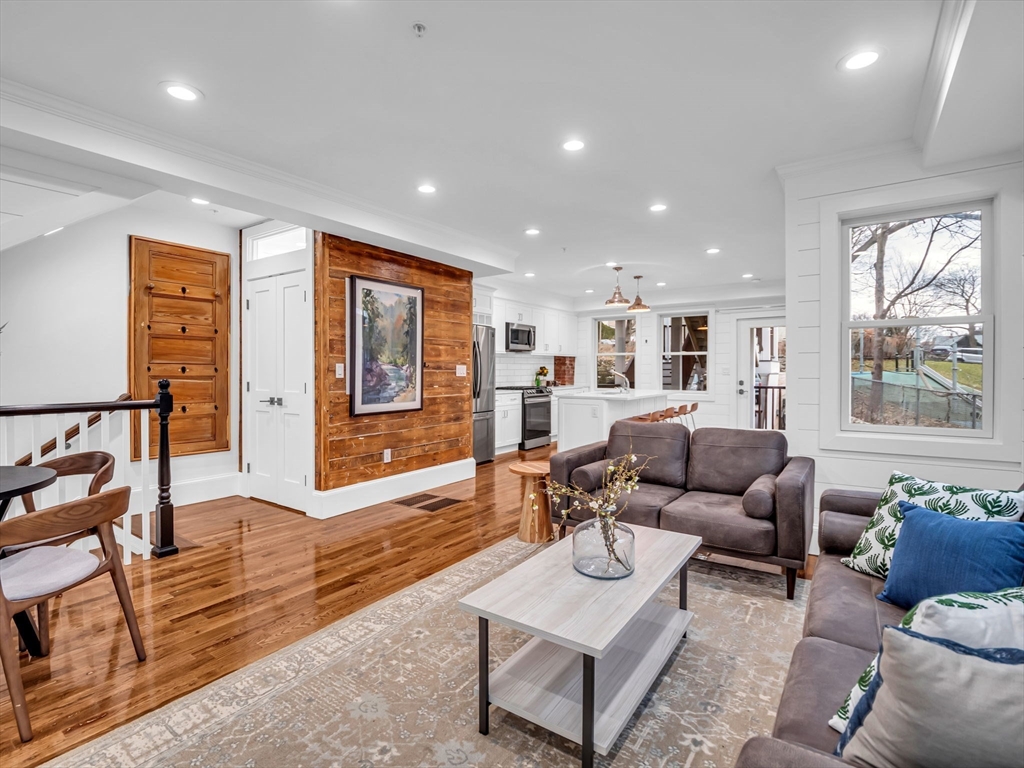 30 Copeland Street U-1