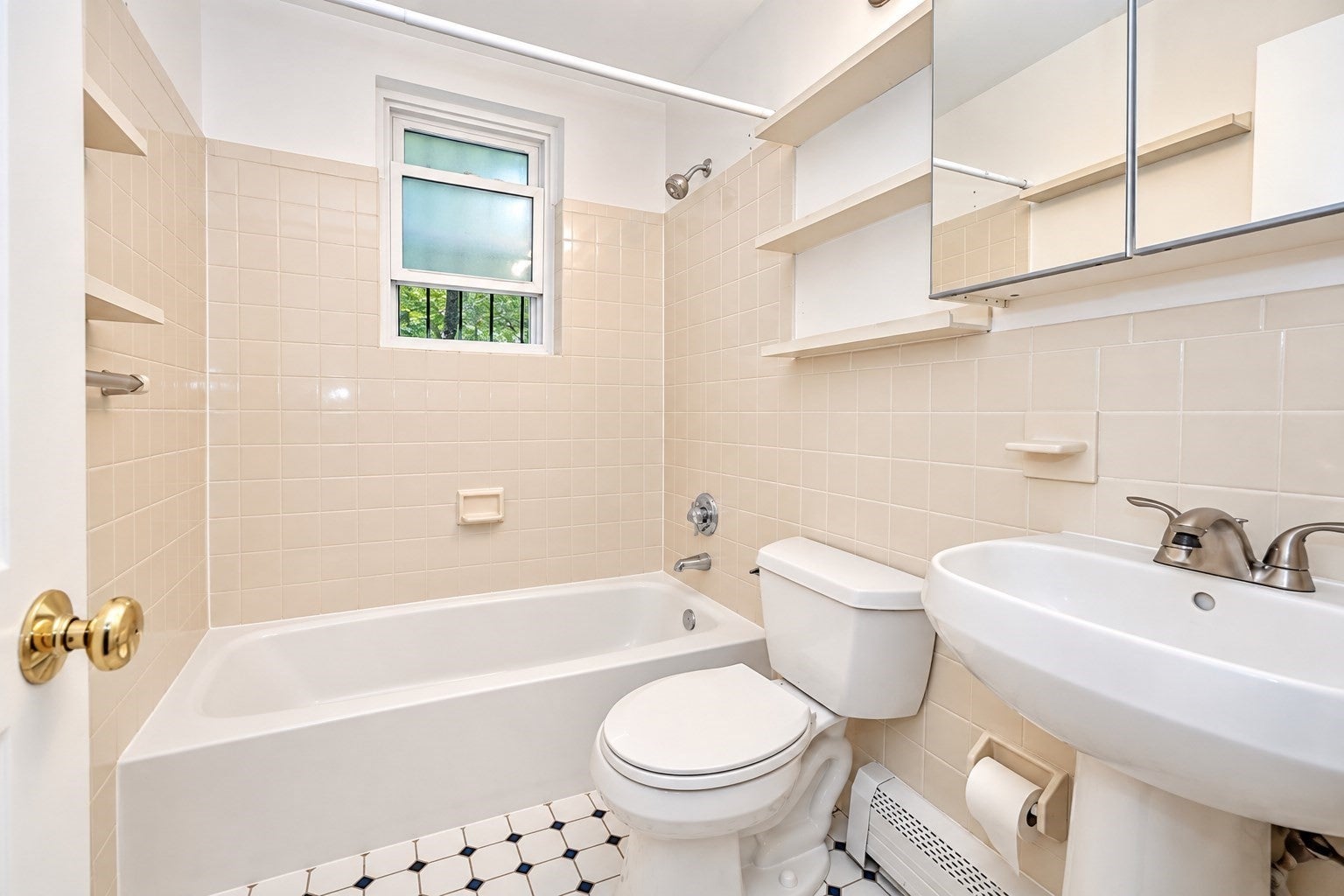 11 Cogswell Ave #6, Cambridge, MA, 11 Cogswell Ave #6, Cambridge, MA Photo #10