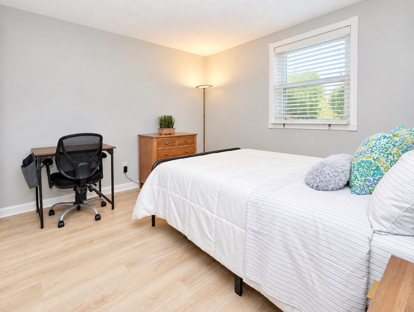 11 Cogswell Ave #6, Cambridge, MA, 11 Cogswell Ave #6, Cambridge, MA Photo #9