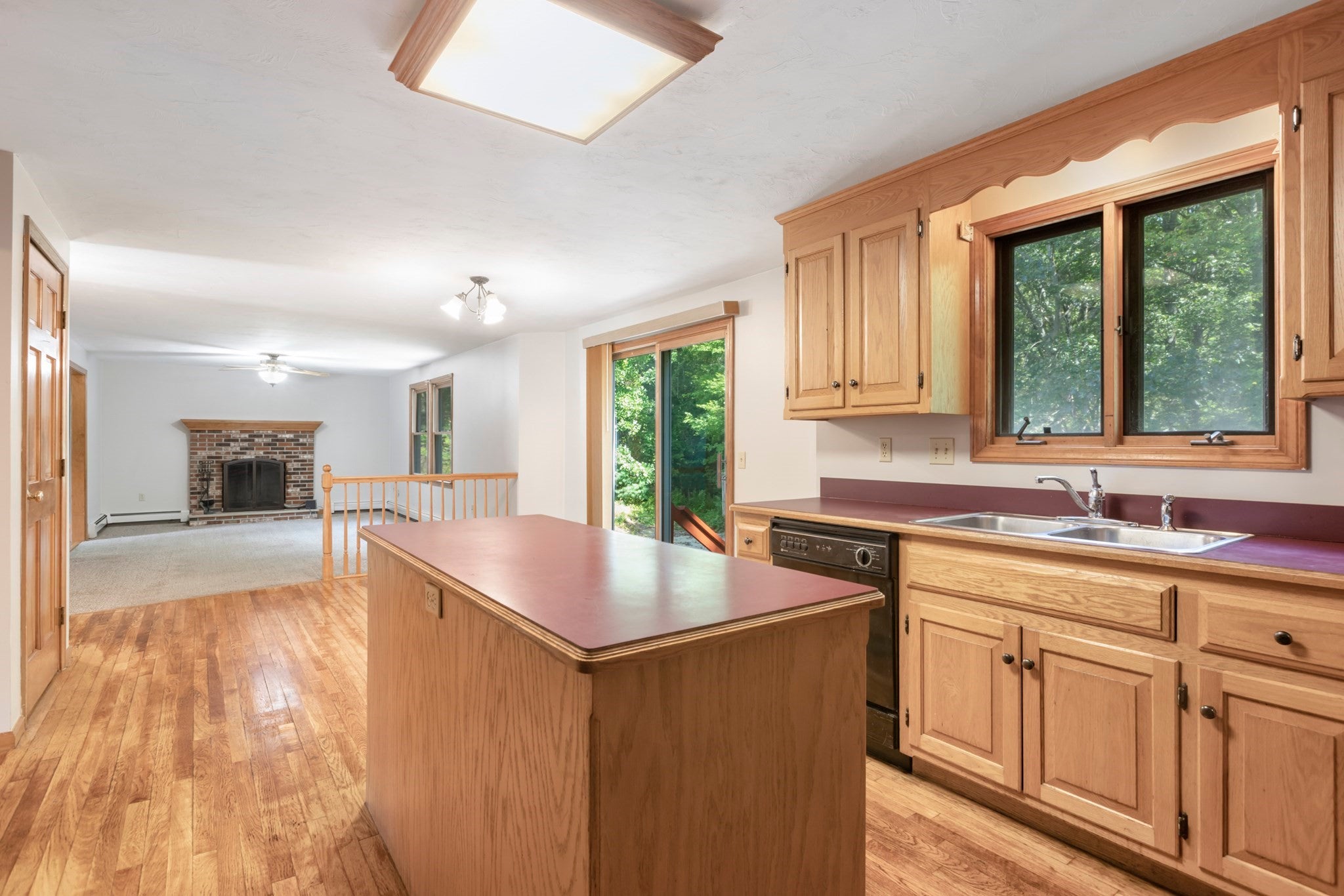 25 Caswell Ct, Douglas, MA, 25 Caswell Ct, Douglas, MA Photo #9