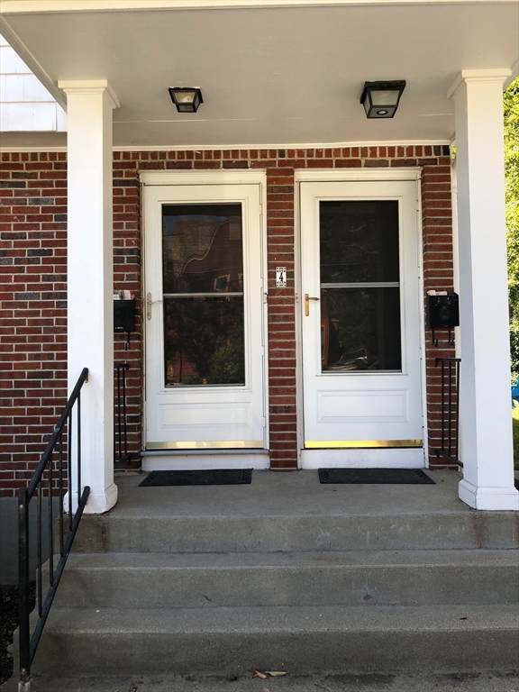4 Hawthorne Street #2, Watertown, MA, 4 Hawthorne Street #2, Watertown, MA Photo #2