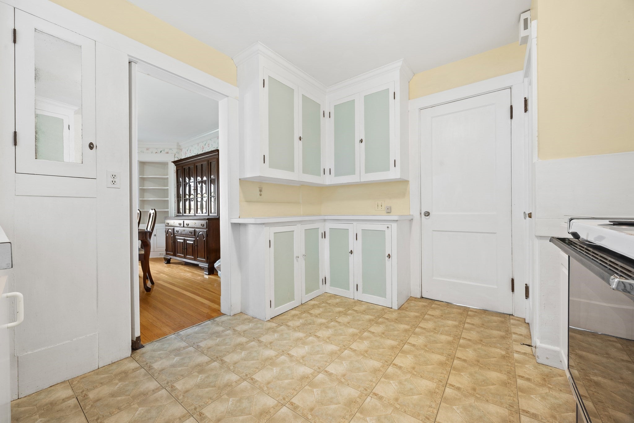 525 Lynn Fells Parkway, Melrose, MA Photo #15