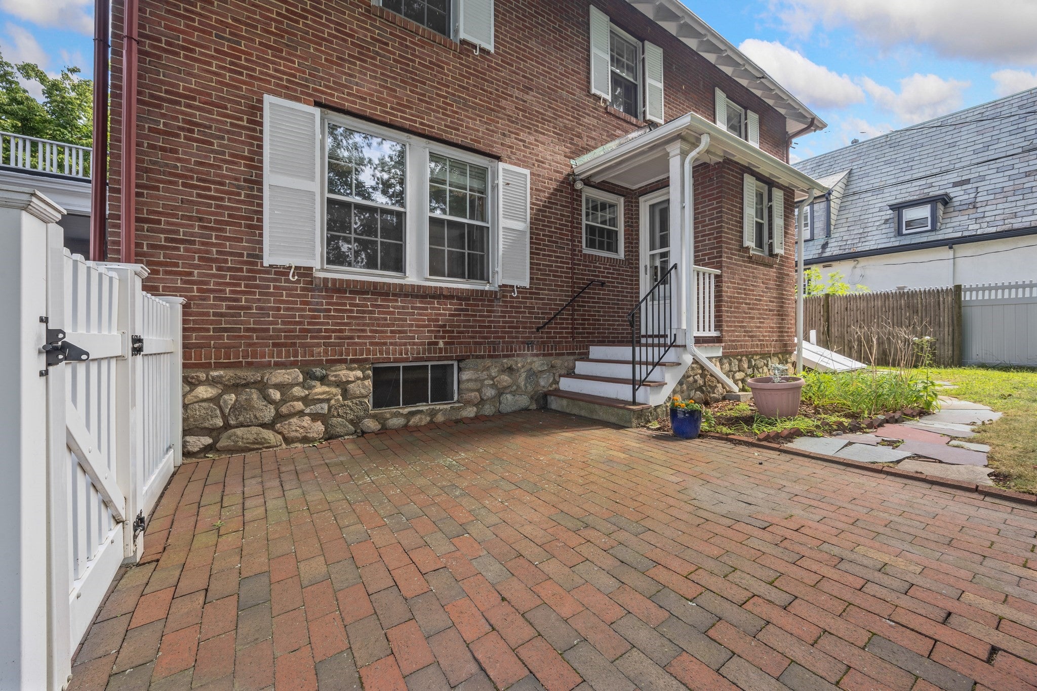 525 Lynn Fells Parkway, Melrose, MA Photo #2